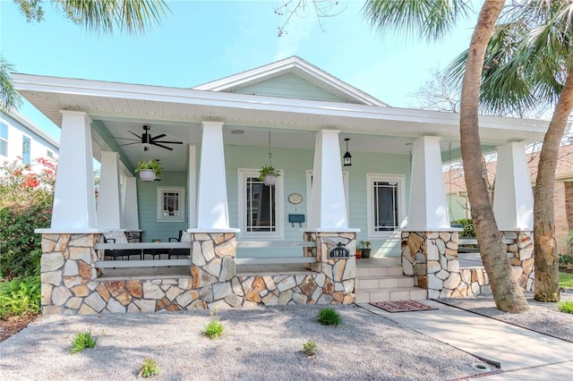 view of front of house with ceiling fan and covered porch