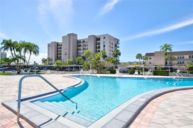 view of swimming pool