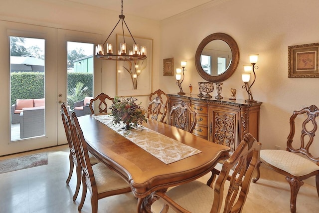 3222 W Empedrado St, Tampa, FL 33629 - dining area with crown molding and an inviting chandelier
