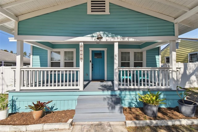 view of front of house featuring a porch