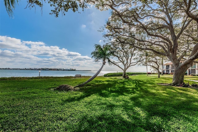 view of yard featuring a water view