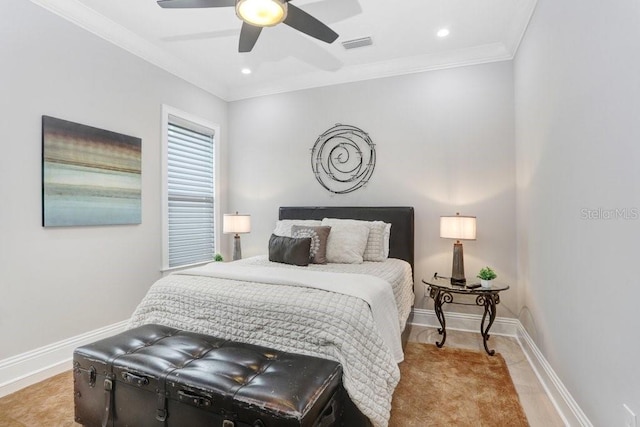 bedroom featuring crown molding and ceiling fan