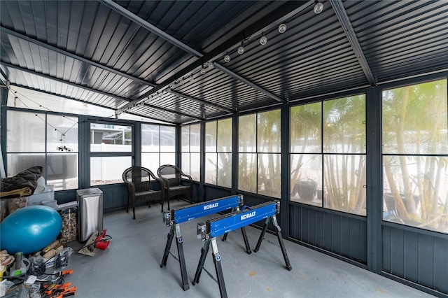 view of sunroom / solarium