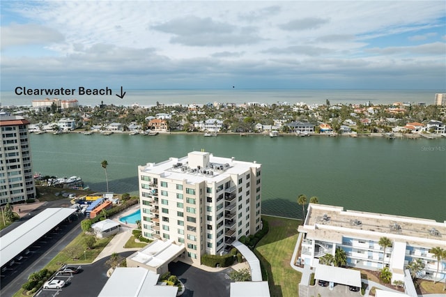 bird's eye view with a water view