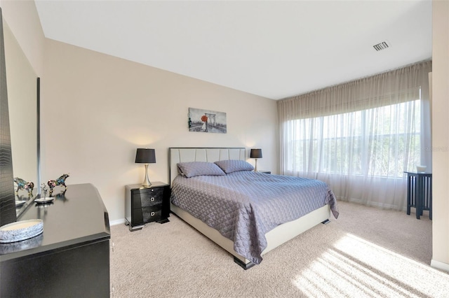 bedroom featuring carpet floors