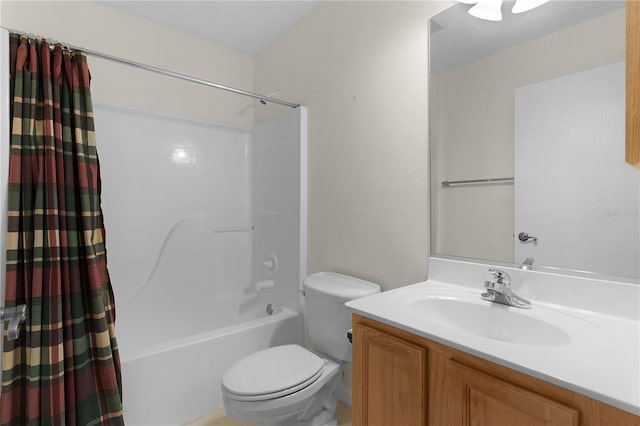 full bathroom with shower / bath combination with curtain, vanity, and toilet