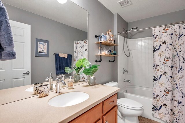5720 107th Ter E, Parrish, FL 34219 - bathroom with vanity and shower / bathtub combination with curtain