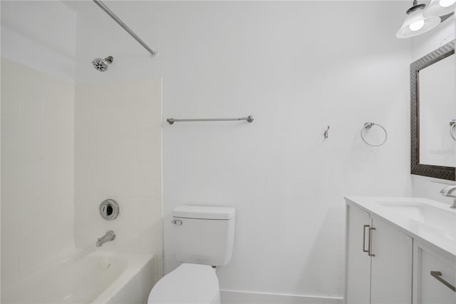 full bathroom with tiled shower / bath combo, vanity, and toilet