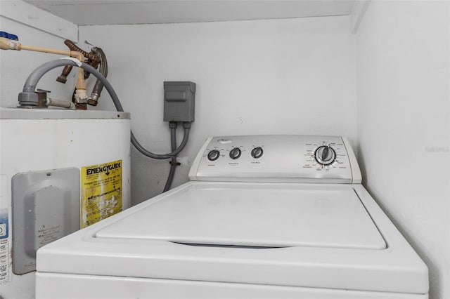 washroom with washer / clothes dryer