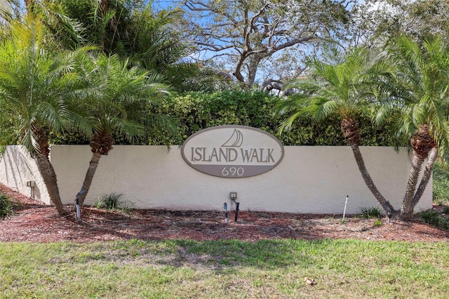 view of community / neighborhood sign