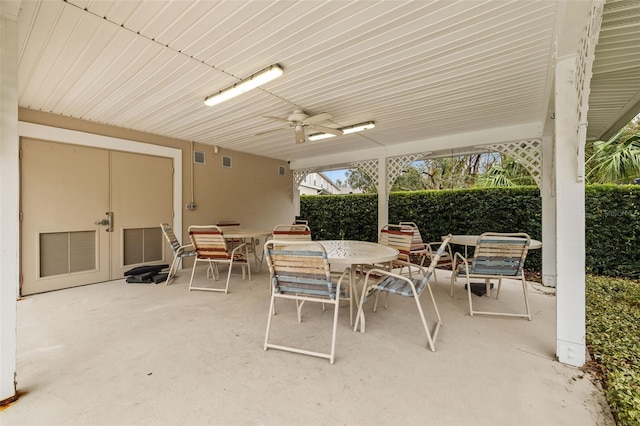 view of patio with ceiling fan