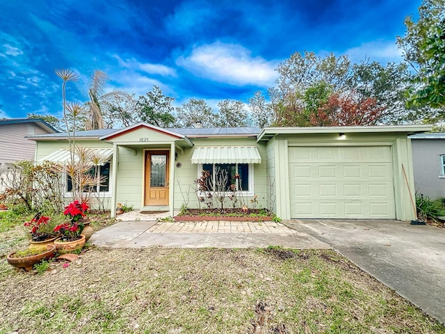 view of front of house featuring a garage