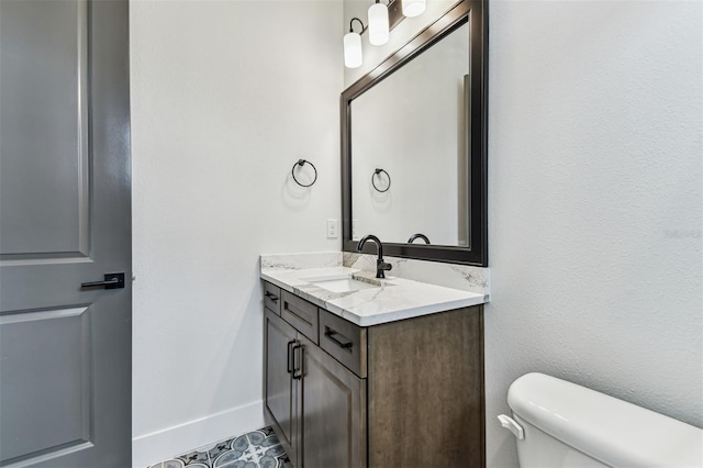 441 42nd Ave NE, Saint Petersburg, FL 33703 - half bath with vanity and toilet