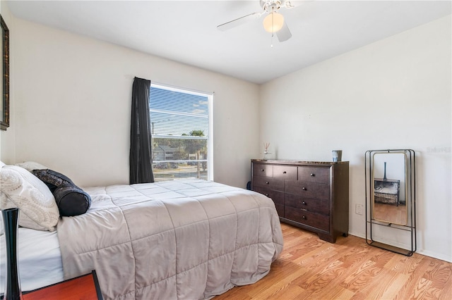 1400 Gandy Blvd N Unit 506, Saint Petersburg, FL 33702 - bedroom featuring ceiling fan and light wood-type flooring
