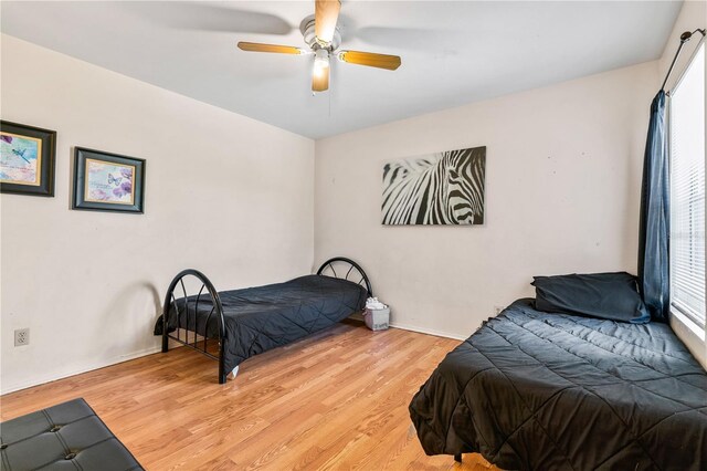 1400 Gandy Blvd N Unit 506, Saint Petersburg, FL 33702 - bedroom featuring ceiling fan and light hardwood / wood-style flooring