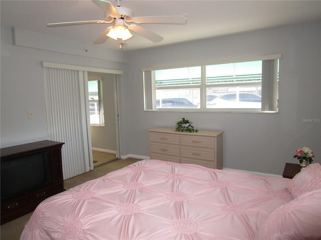 bedroom featuring ceiling fan