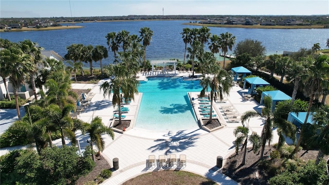 bird's eye view with a water view