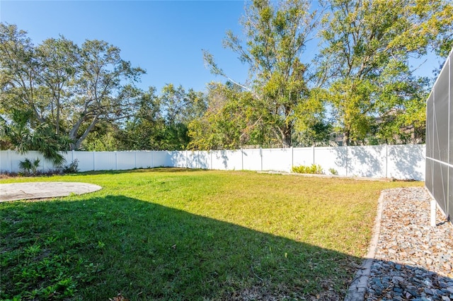 view of yard with a patio area