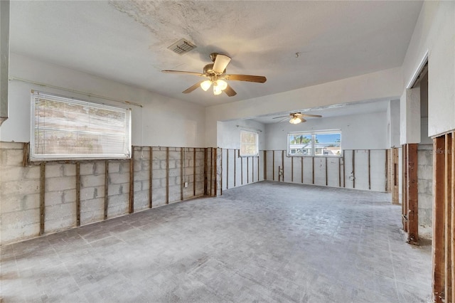 spare room featuring ceiling fan