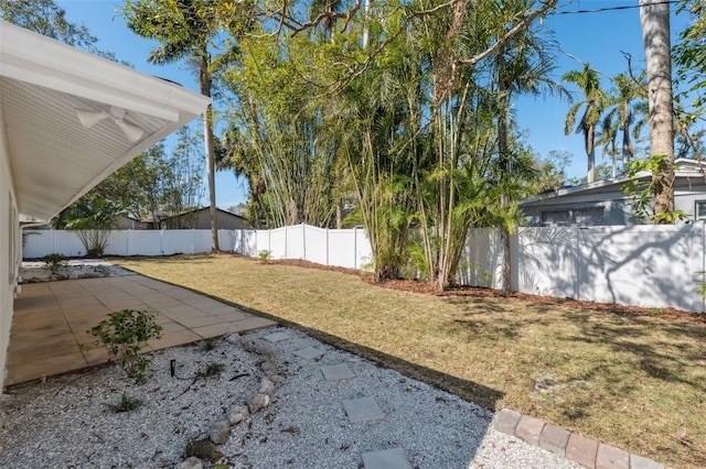 view of yard with a patio