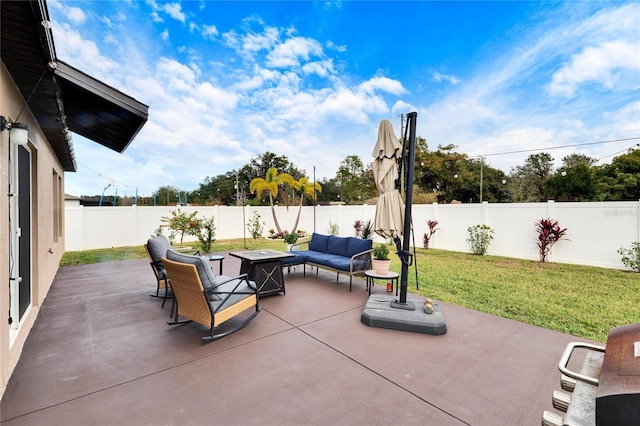 view of patio featuring an outdoor hangout area