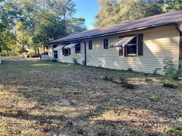 view of property exterior