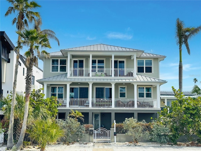 exterior space featuring a balcony