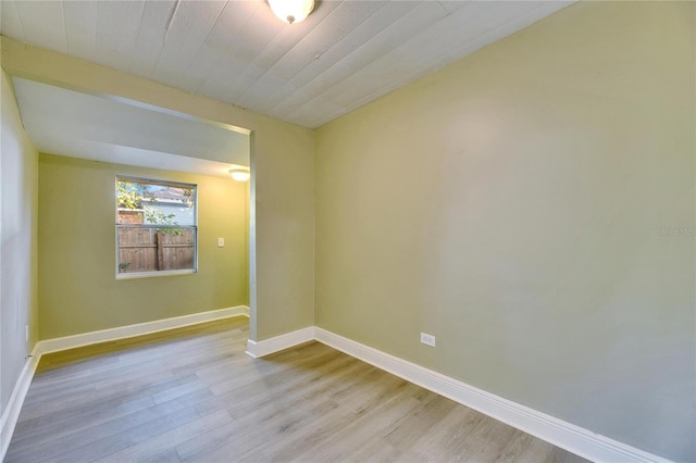 unfurnished room featuring light hardwood / wood-style flooring