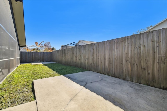 view of yard with a patio