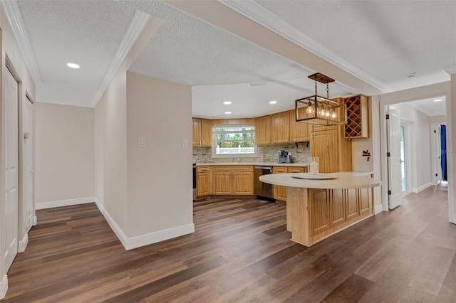 kitchen with crown molding, dark wood-type flooring, hanging light fixtures, and backsplash