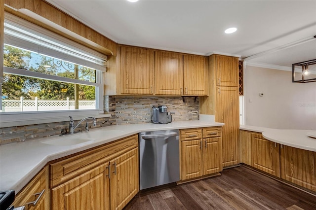 kitchen featuring sink, crown molding, dark wood-type flooring, tasteful backsplash, and stainless steel dishwasher