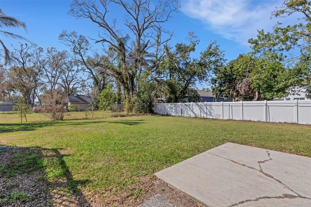 view of yard with a patio area