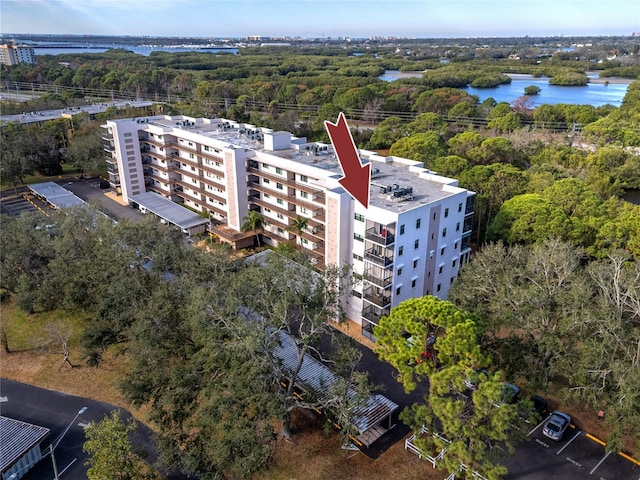 bird's eye view featuring a water view