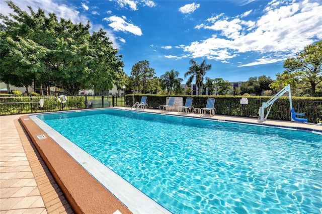 view of swimming pool