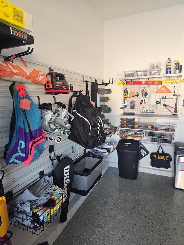 4035 Solamor St, Lakeland, FL 33810 - view of garage