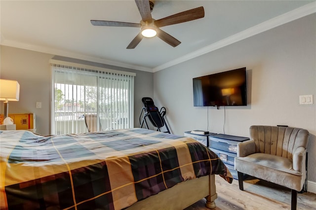 bedroom featuring light hardwood / wood-style flooring, access to outside, ornamental molding, and ceiling fan