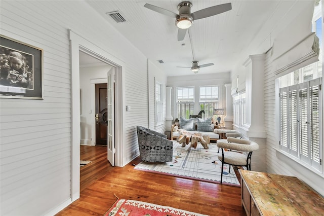 view of sunroom / solarium