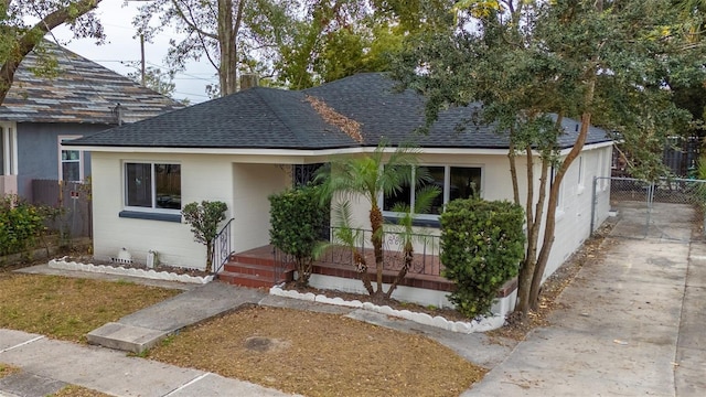 view of front of house featuring covered porch