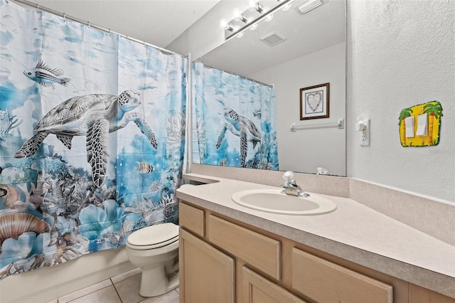 full bathroom featuring tile patterned flooring, vanity, shower / bathtub combination with curtain, and toilet