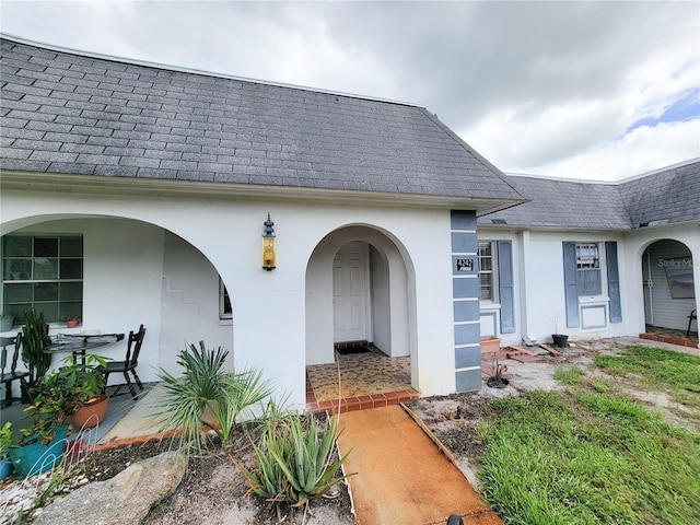 view of entrance to property