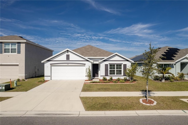 view of front of home featuring a front lawn