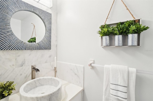 2794 Countryside Blvd Unit 1, Clearwater, FL 33761 - bathroom with vanity