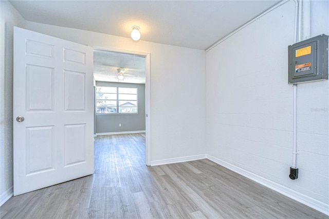 unfurnished room featuring light hardwood / wood-style floors