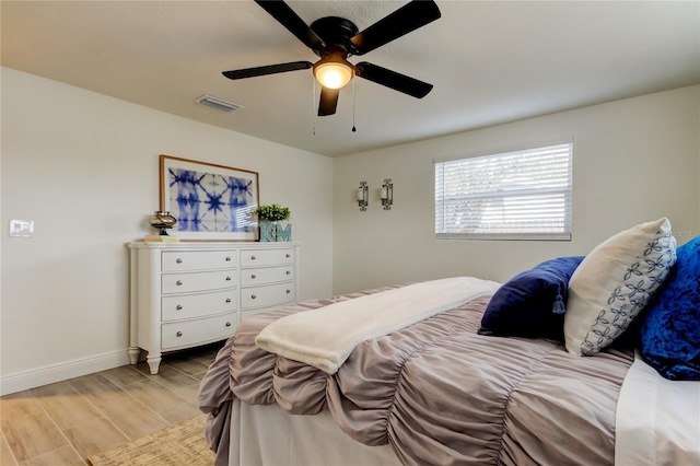 bedroom featuring ceiling fan