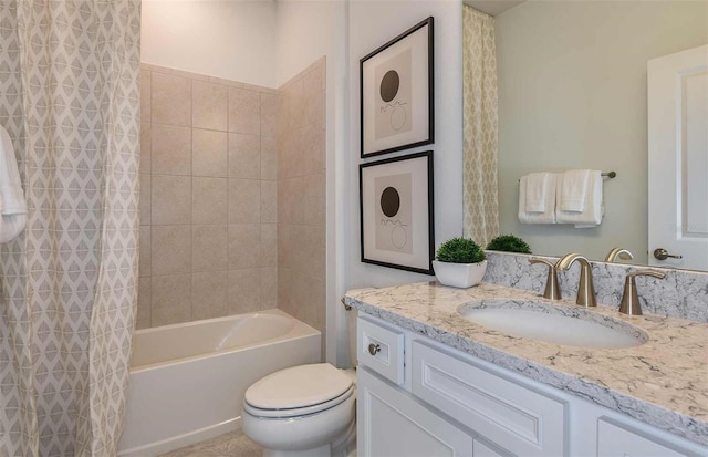 full bathroom with shower / tub combo with curtain, vanity, and toilet