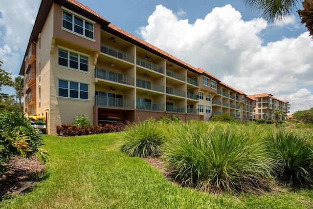 view of building exterior