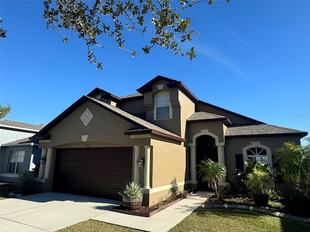 view of front facade with a garage