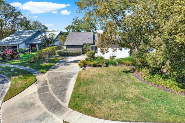 view of front of property with a front lawn