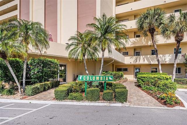 4725 Cove Cir Unit 211, Saint Petersburg, FL 33708 - photo 1