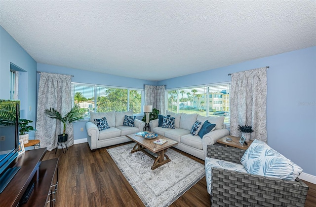 4725 Cove Cir Unit 211, Saint Petersburg, FL 33708 - photo 3